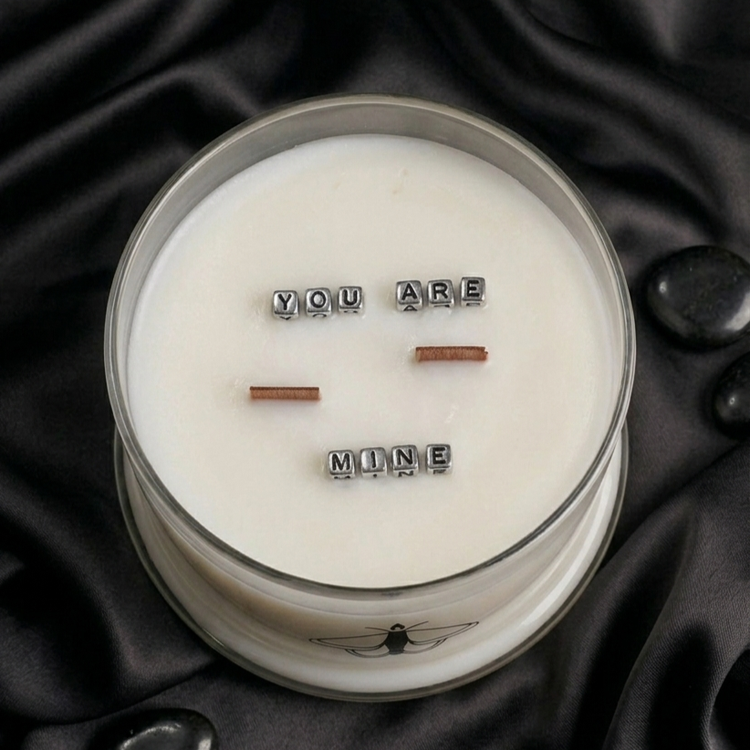 message cloche candle